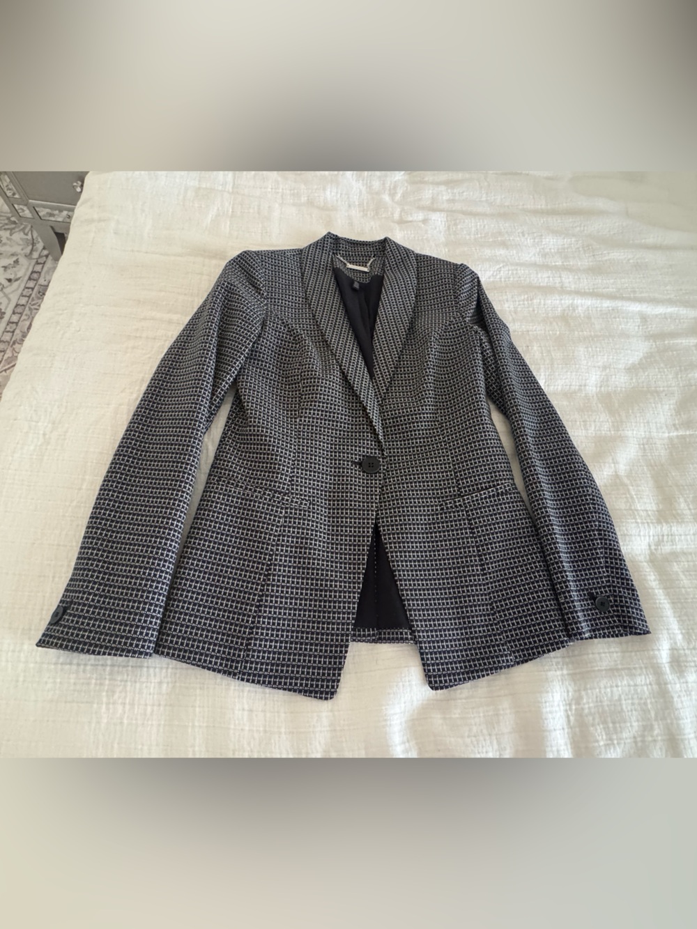 White Black Black & White Textured One-Button Blazer Size 2